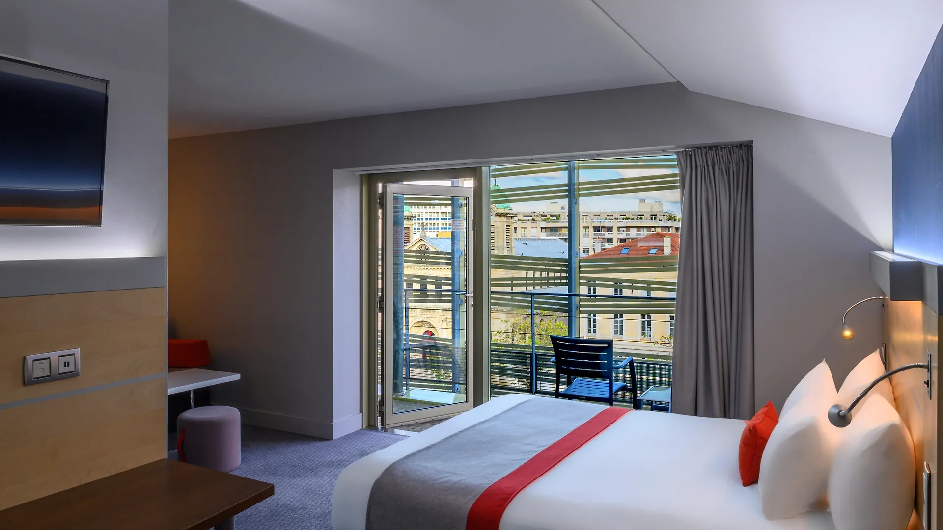 *** Hotel Holiday Inn Express Paris-Canal De La Villette By Ihg France
