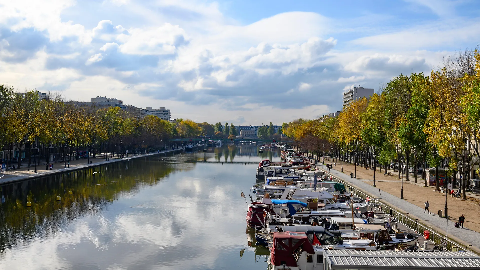 Holiday Inn Express Paris-Canal De La Villette By Ihg France
