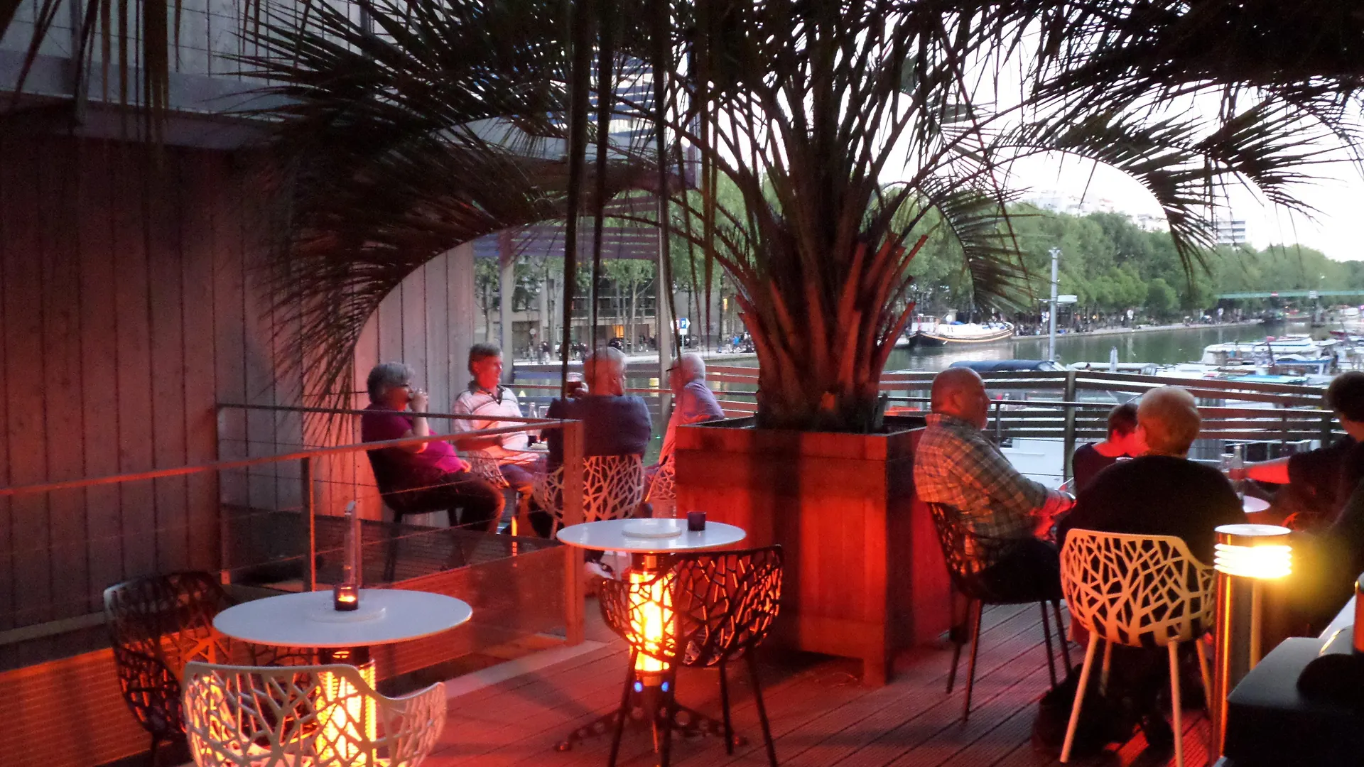 Holiday Inn Express Paris-Canal De La Villette By Ihg Hotel