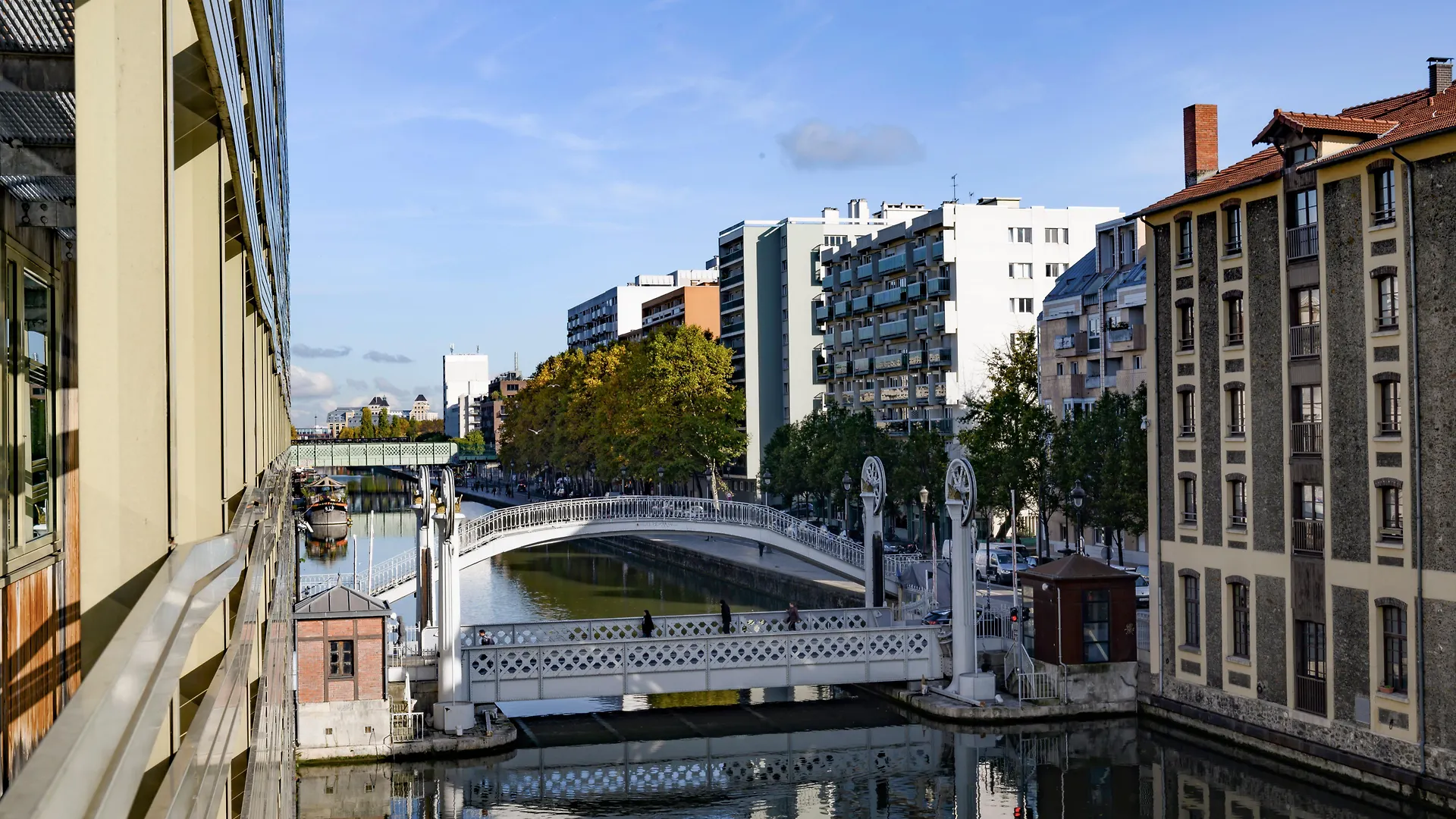 Holiday Inn Express Paris-Canal De La Villette By Ihg 3*, Paris France