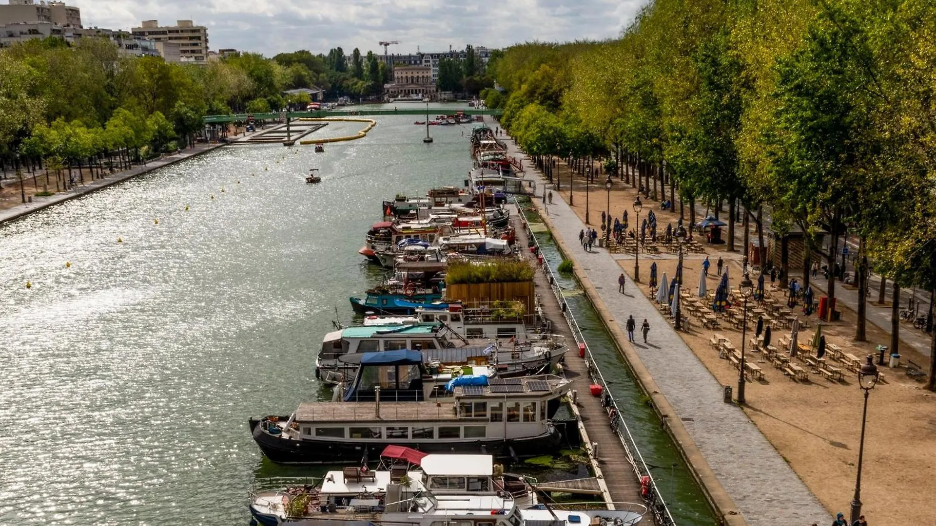 Holiday Inn Express Paris-Canal De La Villette By Ihg Hotel Paris