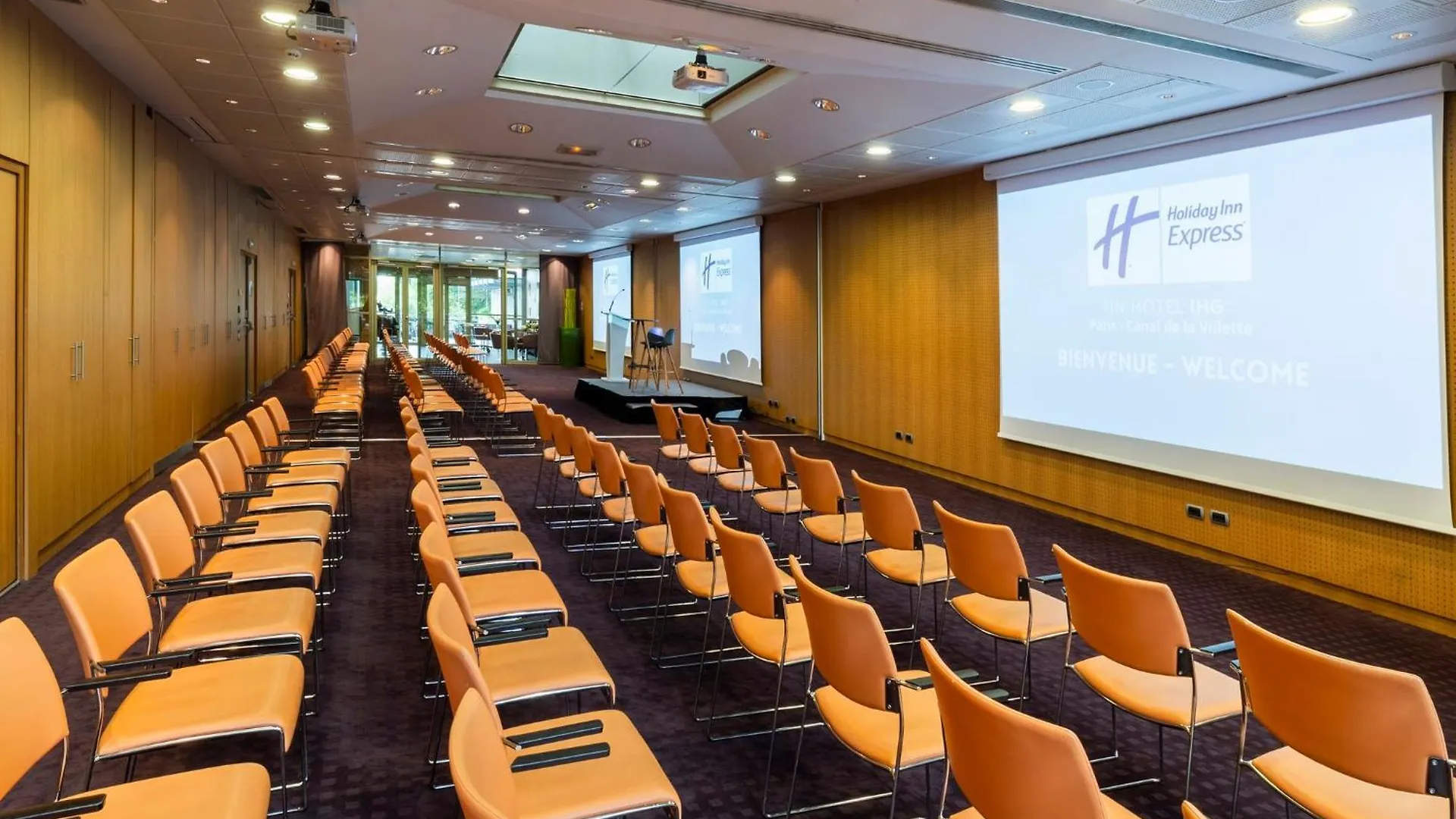 Holiday Inn Express Paris-Canal De La Villette By Ihg Hotel Parijs